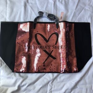 Victoria’s Secret tote